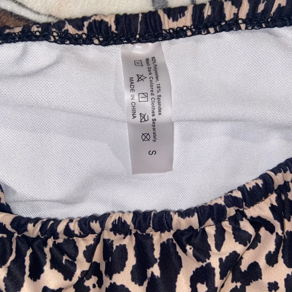 SHEIN BIKINI SET - Picture 2 of 4